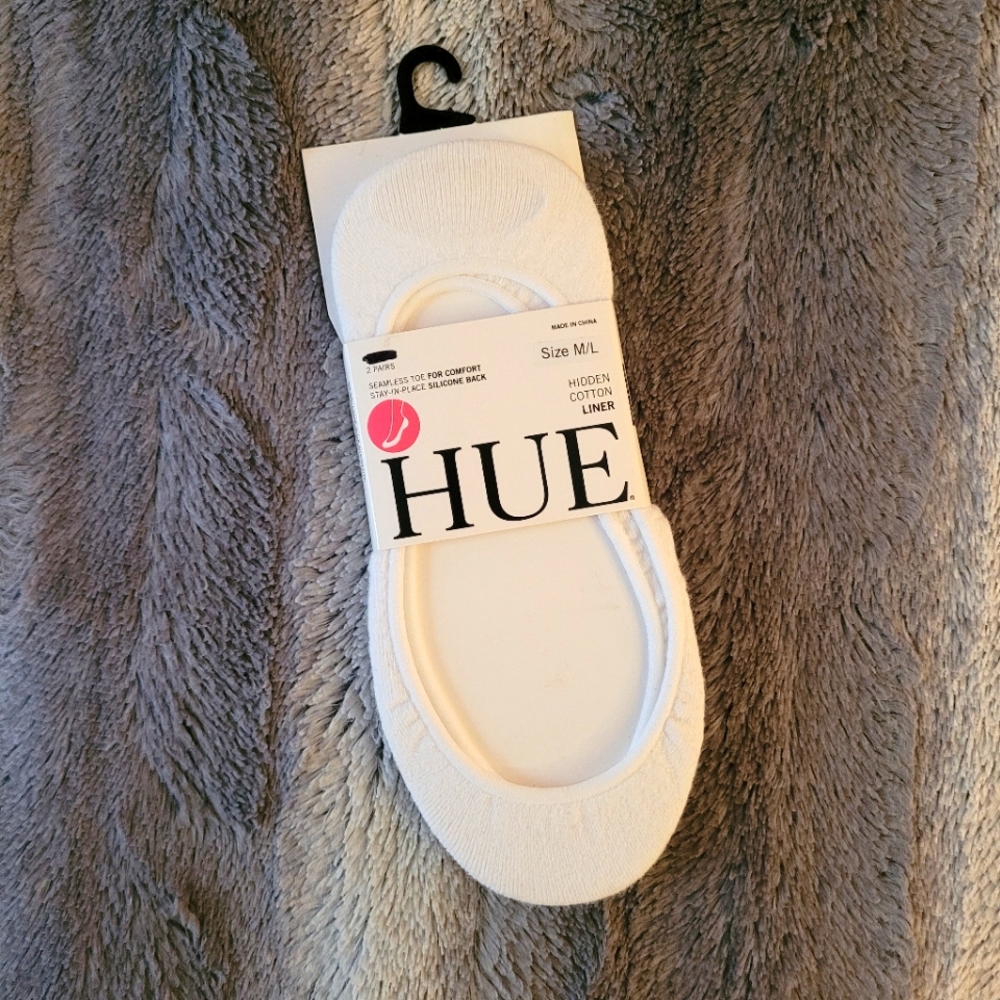 HUE no show cotton socks NWT